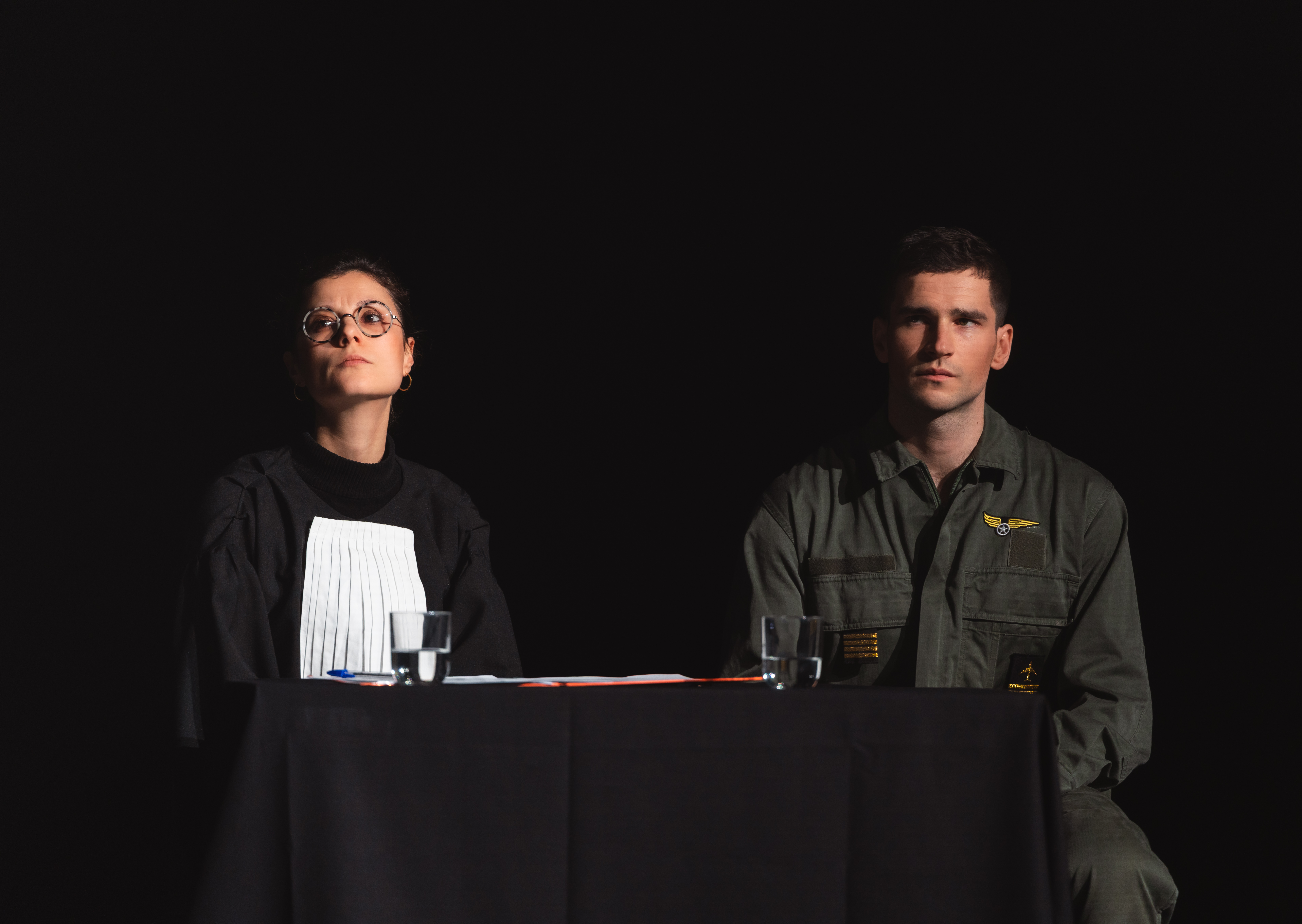 Moment d'interrogatoire dans Terreur